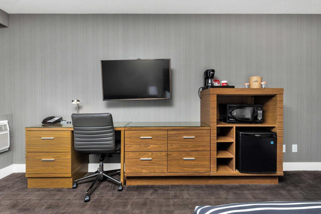Sandman Hotel Grande Prairie Zewnętrze zdjęcie
