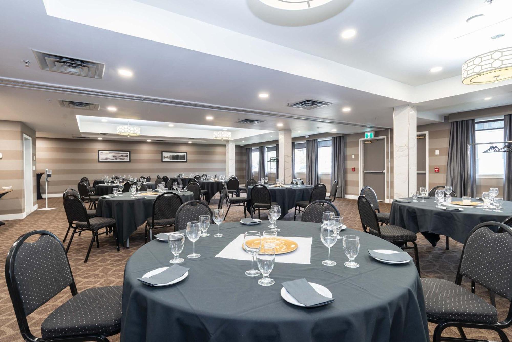 Sandman Hotel Grande Prairie Zewnętrze zdjęcie