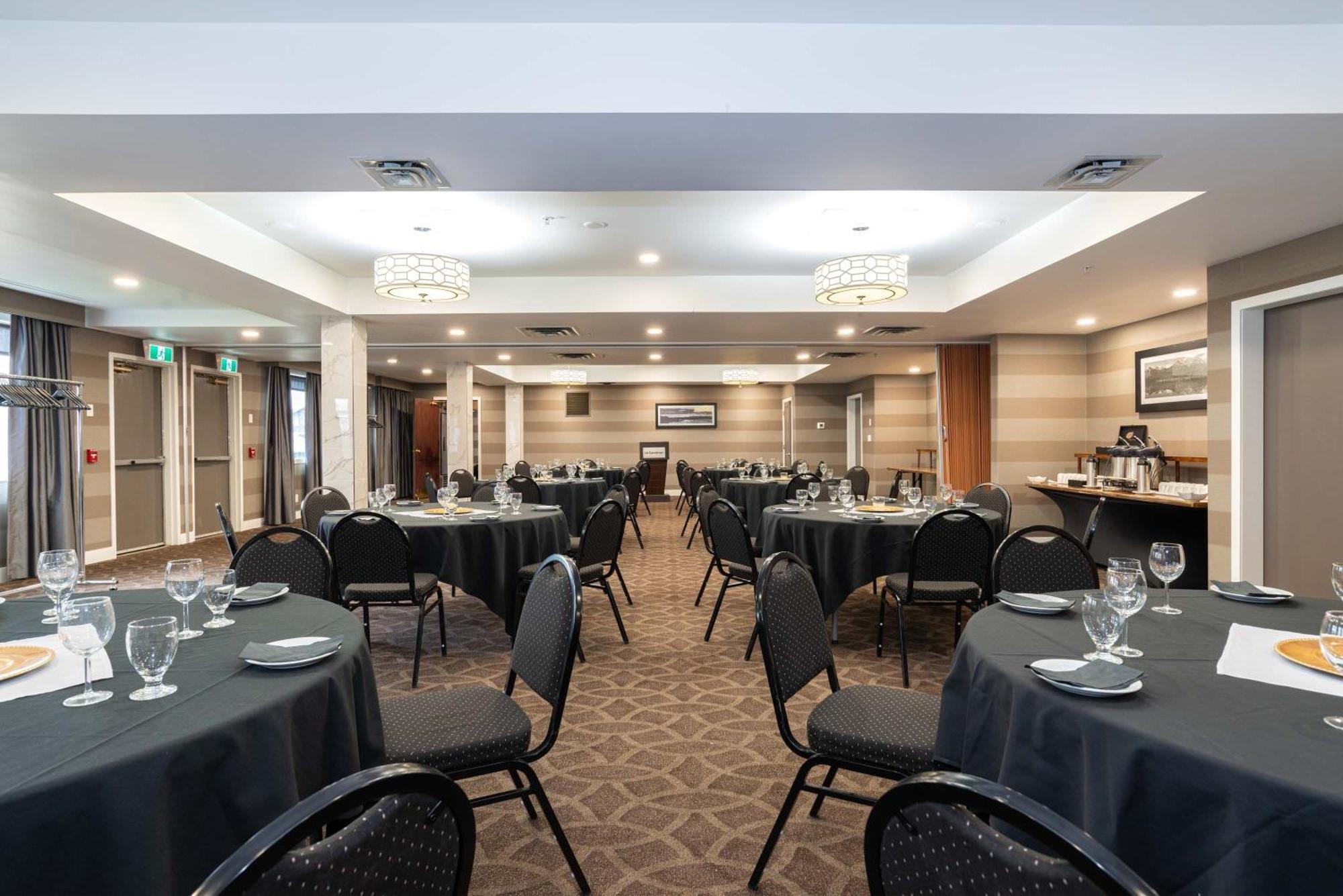 Sandman Hotel Grande Prairie Zewnętrze zdjęcie